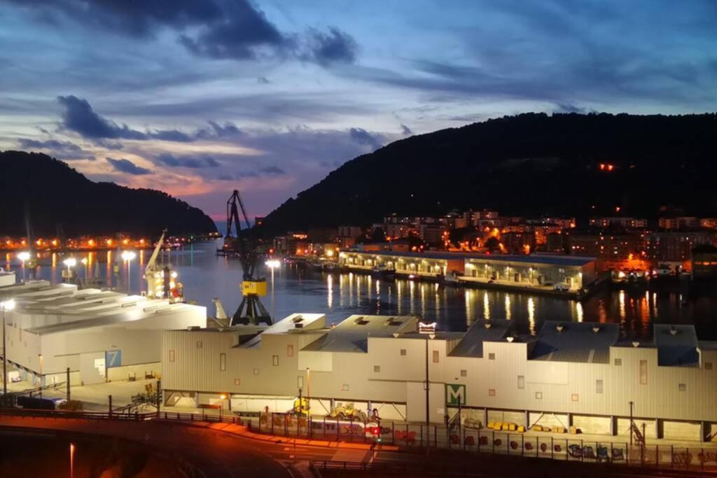 Apto Con Vistas A Bahia De Pasajes, A 10 Min Del Centro De San Sebastian Lezo Exterior photo